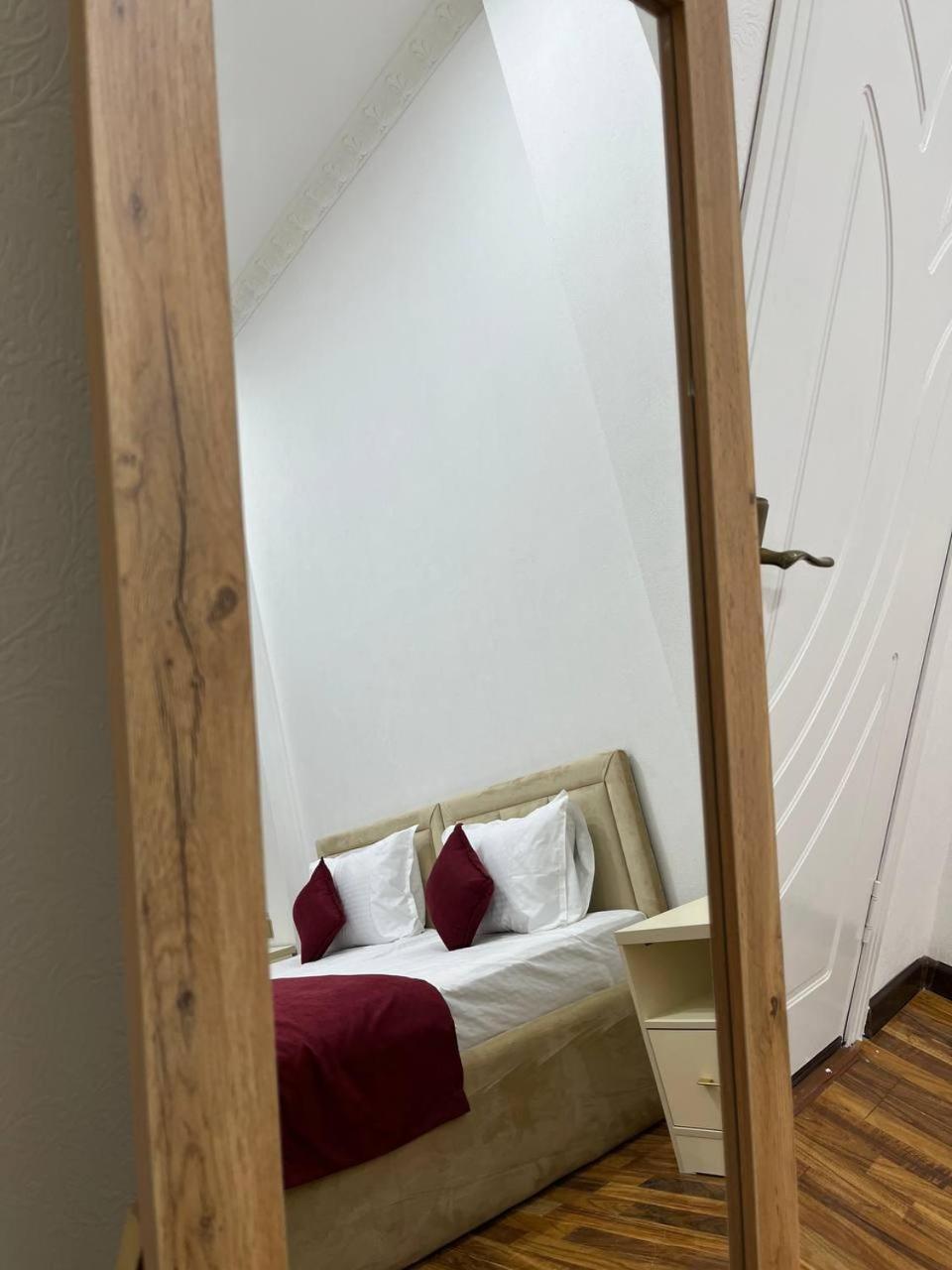 Home Alone Hotel Taszkent Zewnętrze zdjęcie